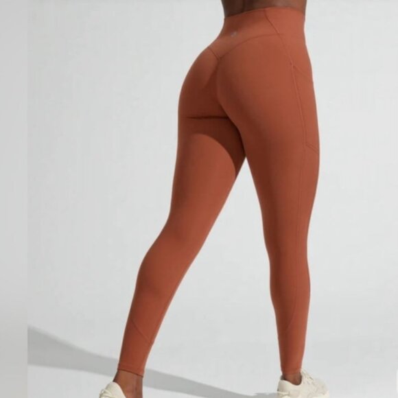 Buffbunny Collection Pants - Buffbunny Contour Pocket Legging Brady Brown